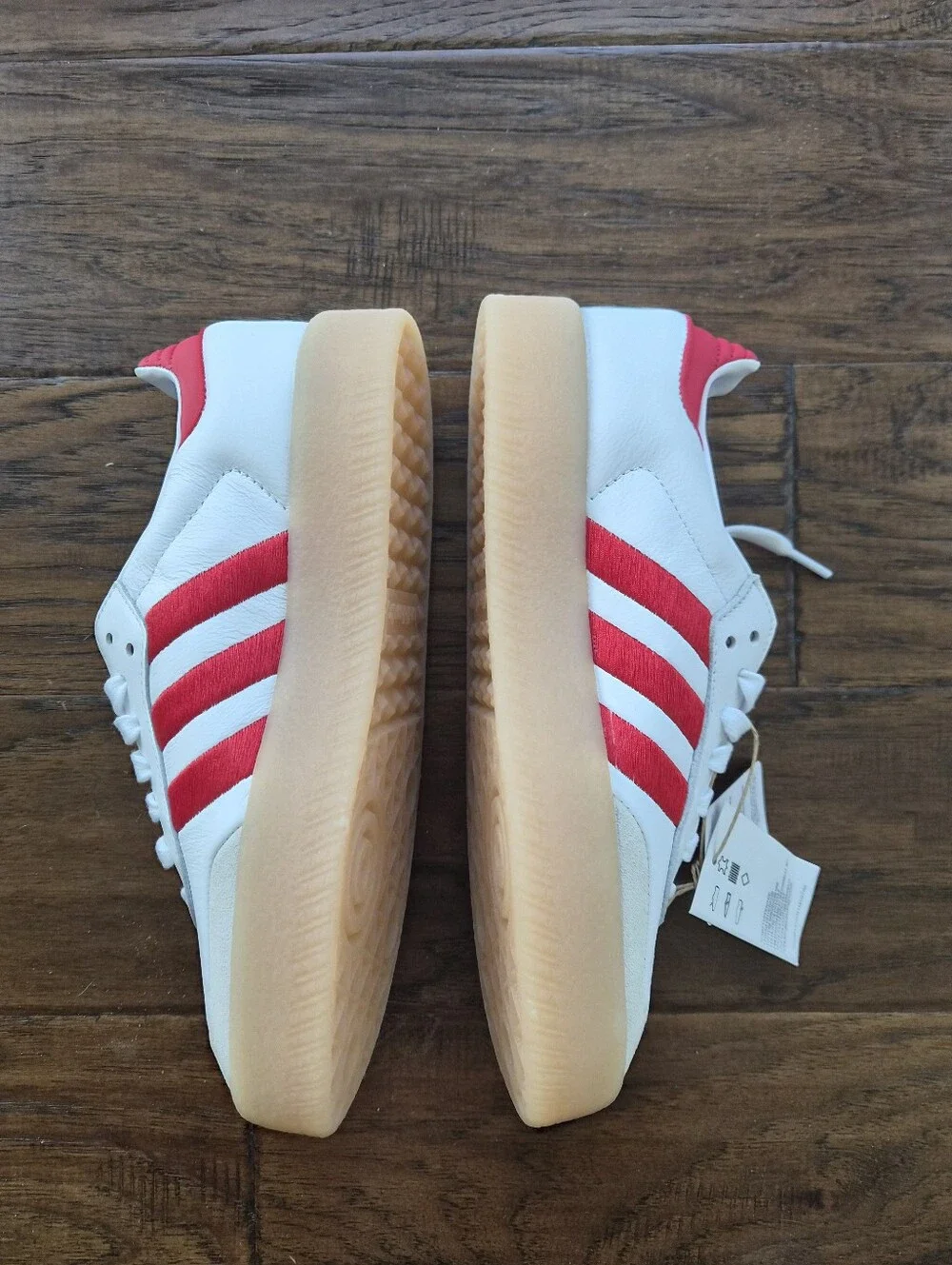 *NWT* [adidas] Samba Sambae Red/White, Size W7 - Picture 3 of 9